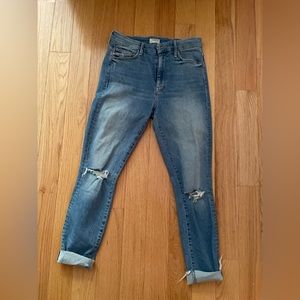 Mother Denim- High waisted Looker Ankle Fray- Shoot to Thrill Deatroyed